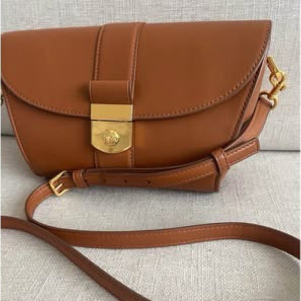 Elegant Brown Leather Shoulder Bag